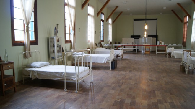 Una sala de hospital de la primera mitad del Siglo XX en Chile